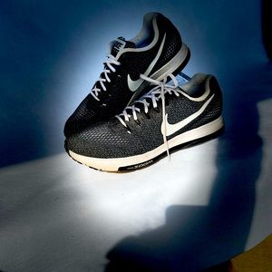 Nike 2016 Zoom All Out Men’s U.S. 11 1/2 Mesh Running Shoe